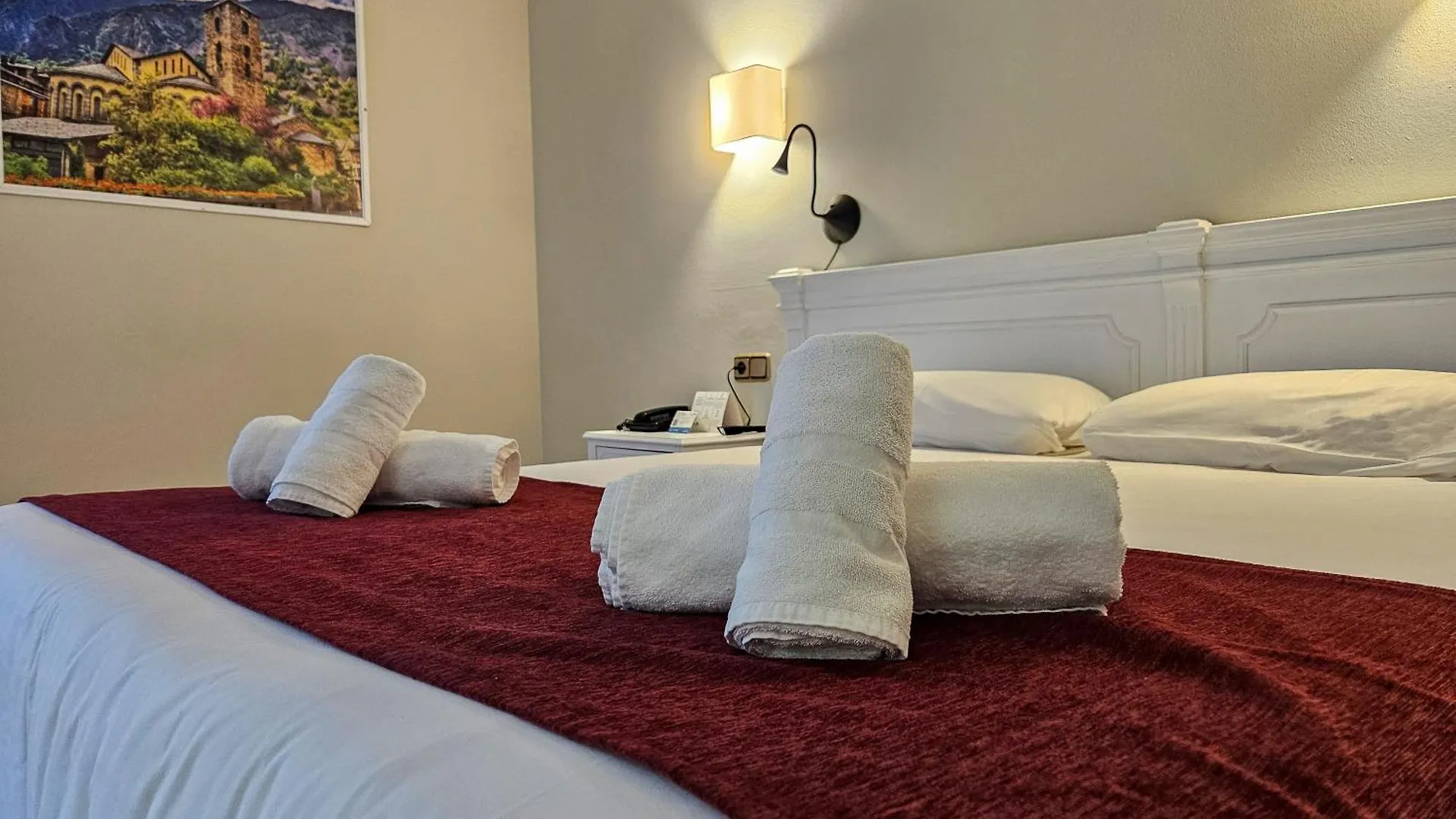Hotel Pere D'Urg 3000 恩坎普