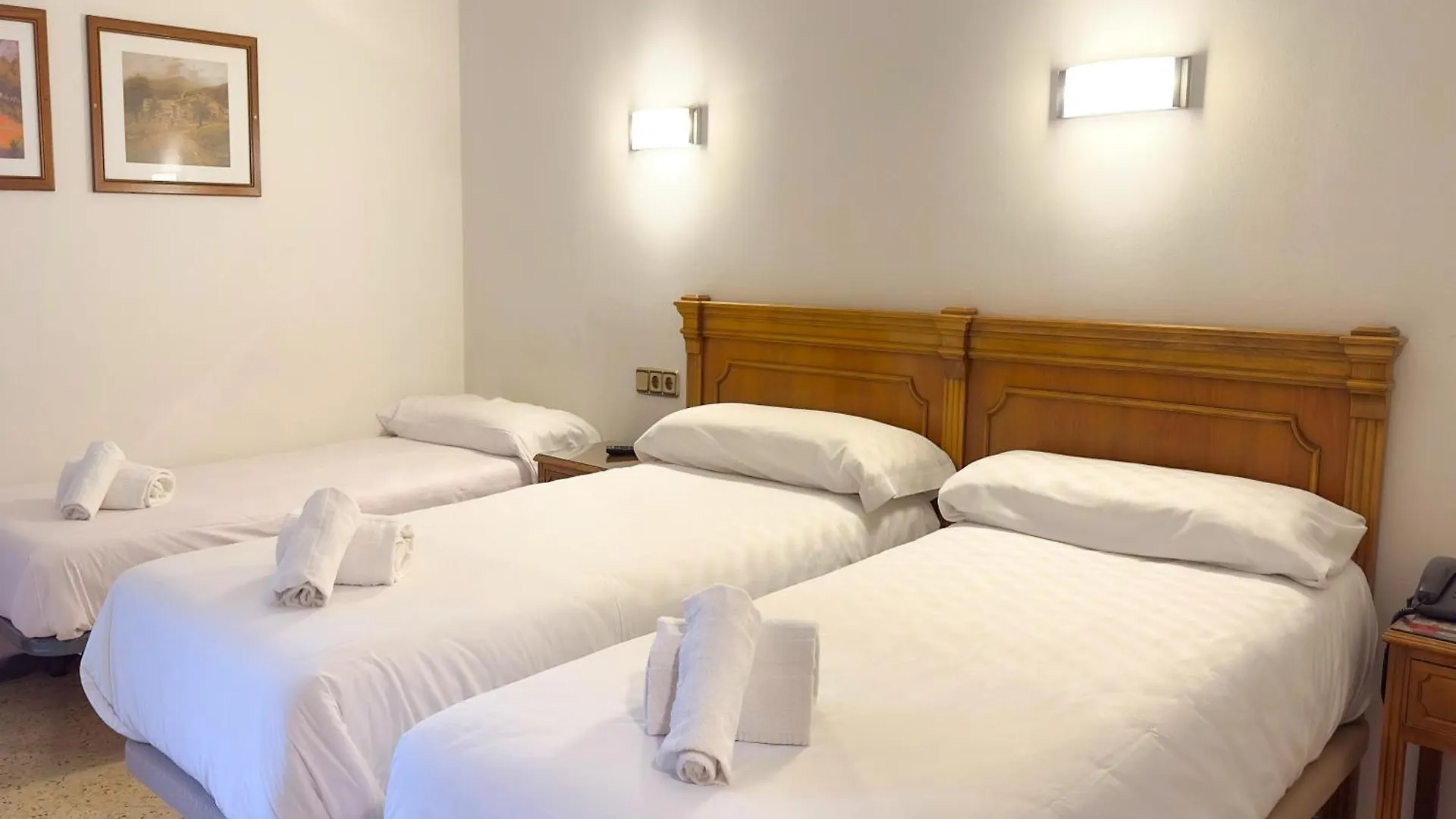 Hotel Pere D'Urg 3000 恩坎普 3*,  安道尔