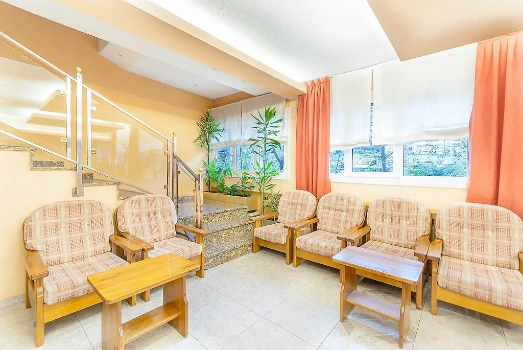 Hotel Pere D'Urg 3000 恩坎普 3*,